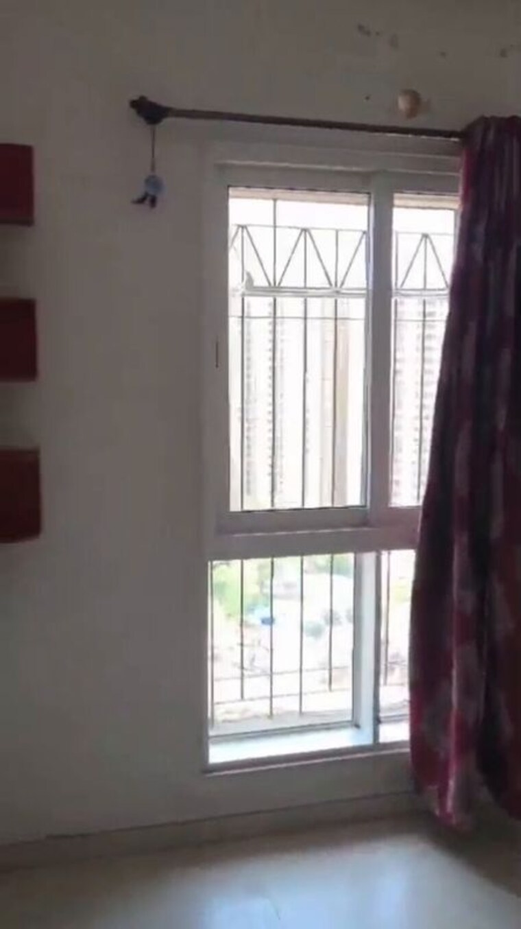 Room, dosti-oak 2 Bedroom 575 Sq.Ft. Apartment In Balkum Pada Thane 10722774