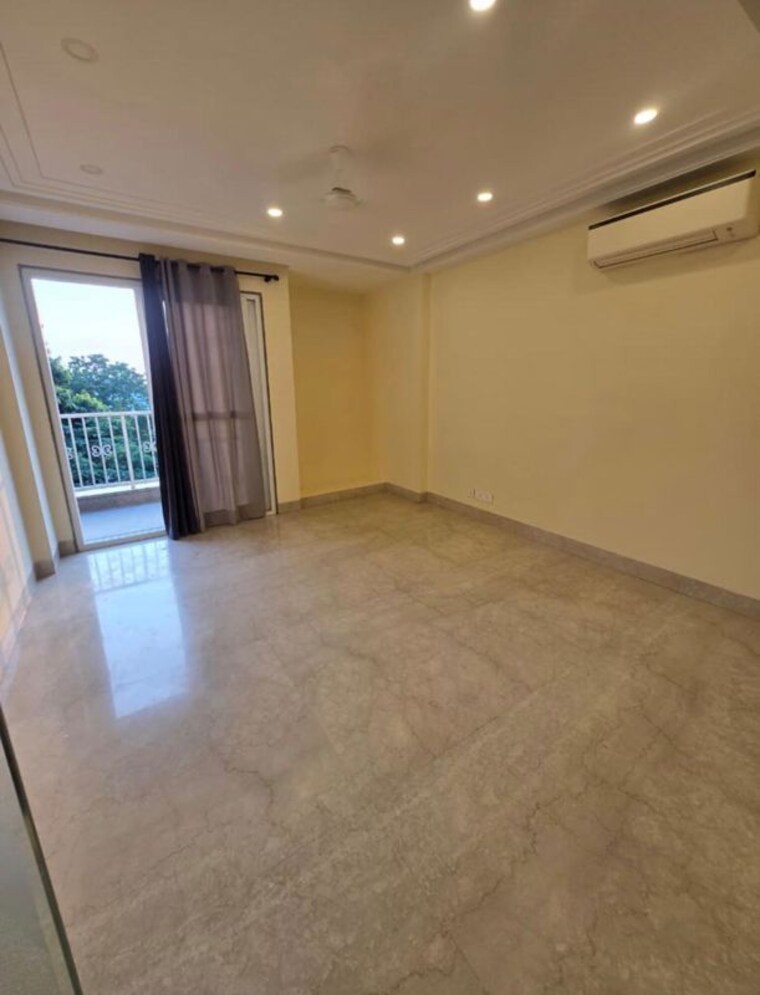 Room, hemkunt colony 3 Bedroom 1600 Sq.Ft. Builder Floor In Hemkunt Colony Delhi 10722817
