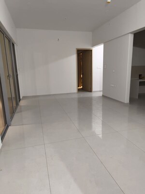 Room in 3 BHK Apartment at Yashada Jubilee Hills, Baner – for Rent