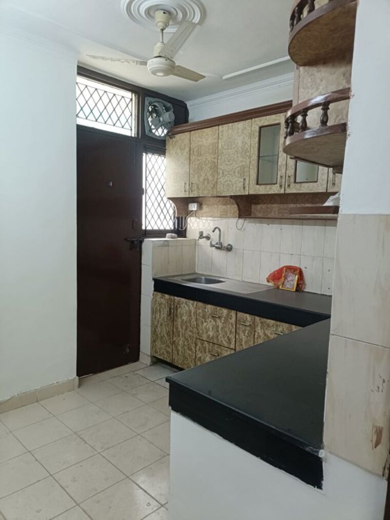 Kitchen, orchid-island 3.5 Bedroom 1550 Sq.Ft. Builder Floor In Sector 51 Gurgaon 10722821