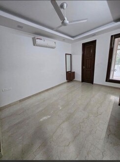 3 BHK Builder Floor For Sale in Lajpat Nagar