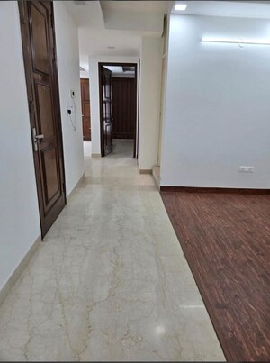  3 BHK Builder Floor at Lajpat Nagar – for Sale