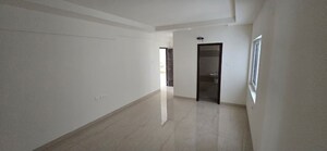 Room in 4 BHK Apartment at Niharika Skyline, Manikonda – for Sale