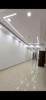 3 BHK 110 Sq.Yd. Builder Floor in Hari Nagar