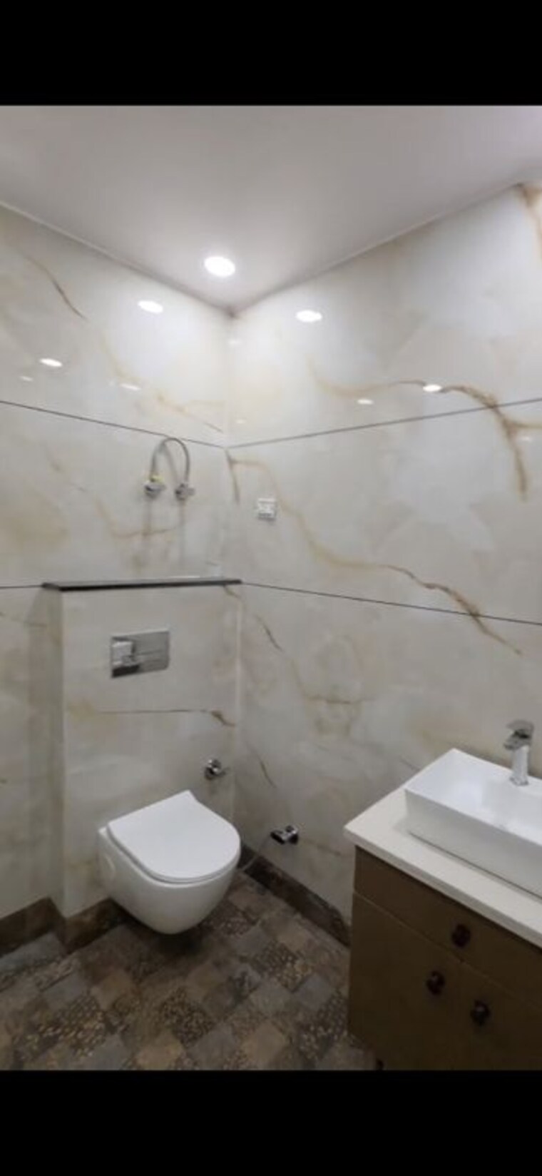 Bathroom, hari nagar 3 Bedroom 110 Sq.Yd. Builder Floor In Hari Nagar Delhi 10722875