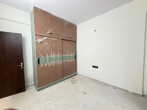 Room in 2 BHK Builder Floor at Dinnur – for Sale