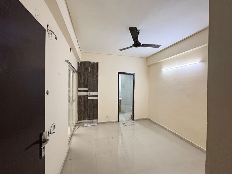 Room, supercity-mayfair-residency 2 Bedroom 895 Sq.Ft. Apartment In Tech Zone 4 Greater Noida Greater Noida 10722899