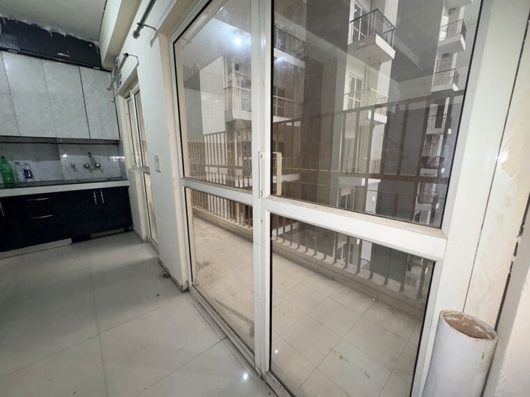Balcony, supercity-mayfair-residency 2 Bedroom 895 Sq.Ft. Apartment In Tech Zone 4 Greater Noida Greater Noida 10722899
