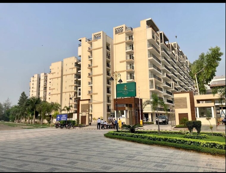 undefined, highland-park-chandigarh 2 Bedroom 150 Sq.Yd. Builder Floor In Bhabat Zirakpur 10722900