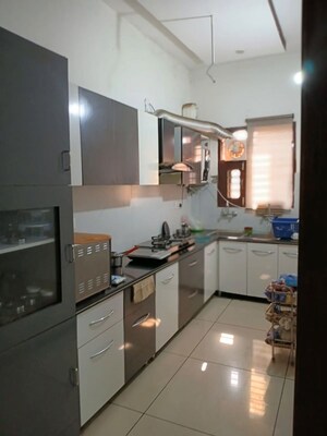 Kitchen in 2 BHK Builder Floor at Highland Park Chandigarh, Bhabat – for Rent