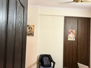 Furnished Amenities in 2 BHK Apartment at JM Florence, Tech Zone 4 Greater Noida – for Rent