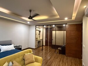 Bedroom in 5 BHK Builder Floor at Unitech South City II, Sector 50 – for Rent