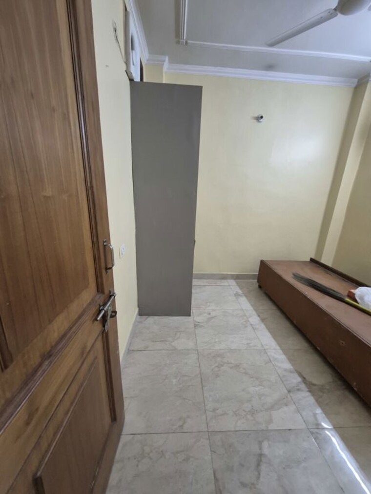 Room, mayur vihar 2 Bedroom 450 Sq.Ft. Builder Floor In Mayur Vihar Delhi 10722919