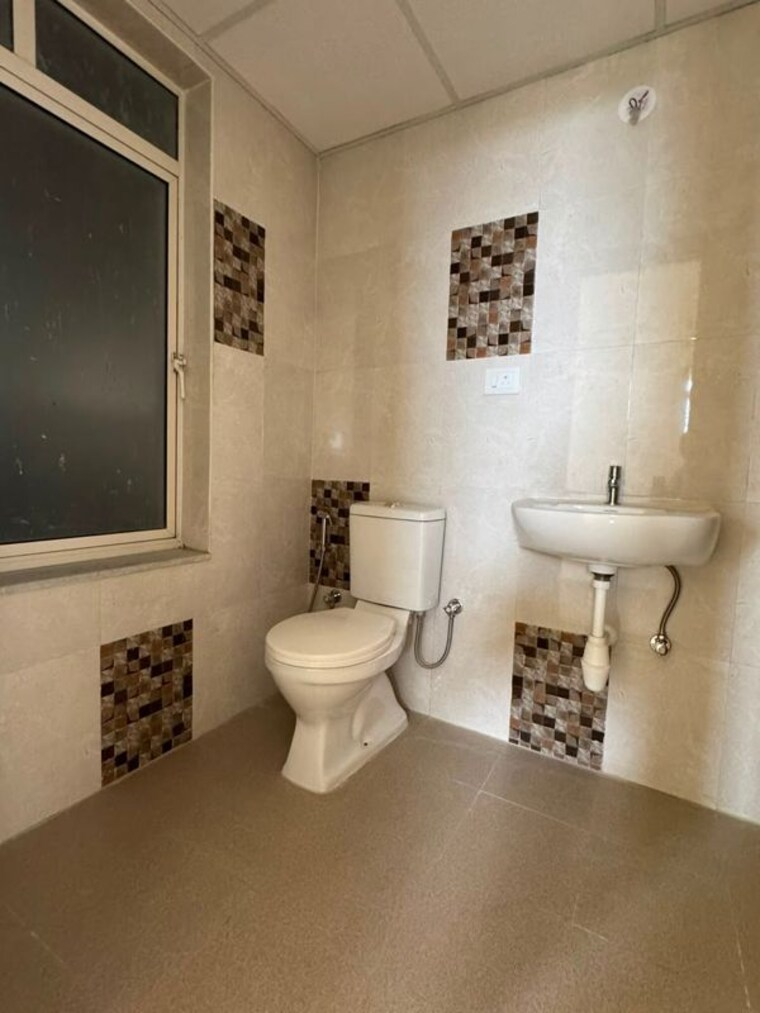 Bathroom, mahindra-happinest-kalyan 2 Bedroom 653 Sq.Ft. Apartment In Kalyan West Thane 10722908