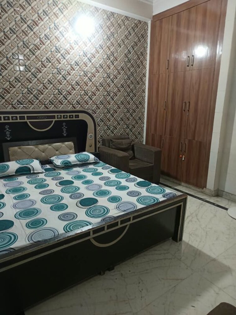 Bedroom, delta i greater noida 6+ Bedroom 200 Sq.Mt. Independent House In Delta I Greater Noida Greater Noida 10722922