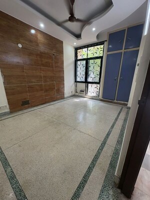 Kitchen in 3 BHK Builder Floor at Palam Vihar – for Rent
