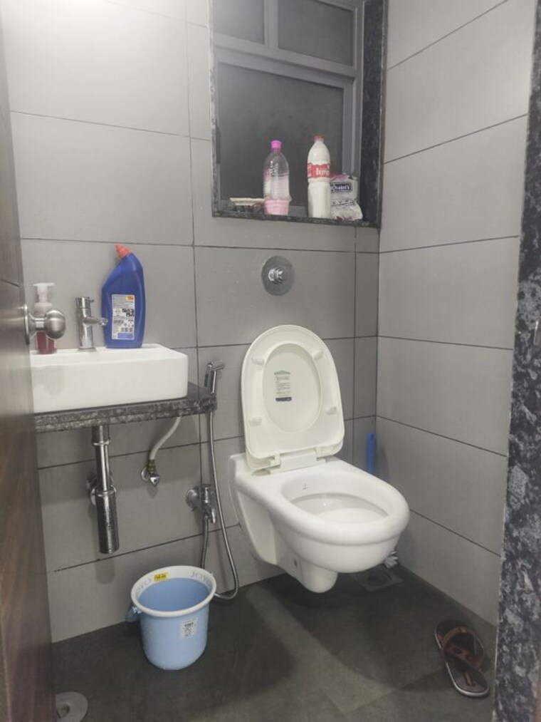 Bathroom, gsv-vertica Commercial Office Space 450 Sq.Ft. In Kharadi Pune 10722951