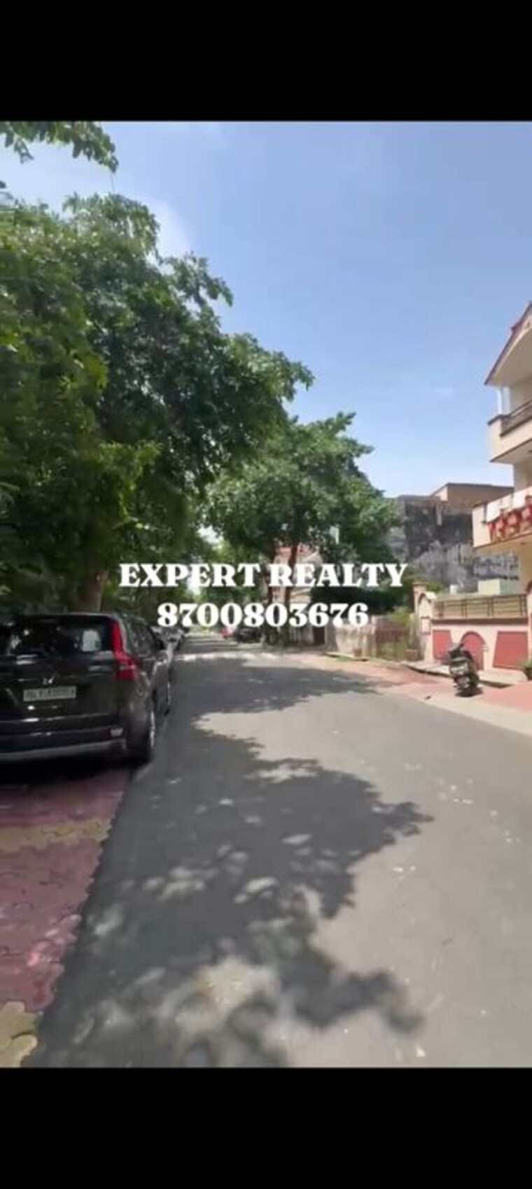  Parking, sector 72 6+ Bedroom 250 Sq.Mt. Independent House In Sector 72 Noida 10722950