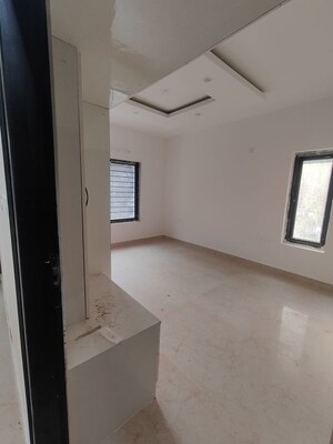 Room in 3 BHK Apartment at Richards Town – for Rent