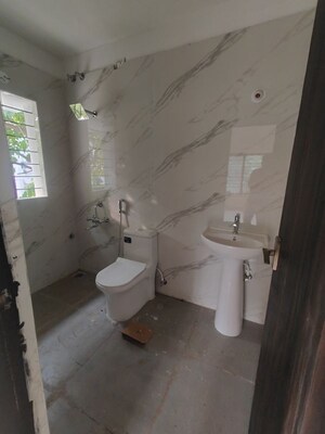 Bathroom in 3 BHK Apartment at Richards Town – for Rent