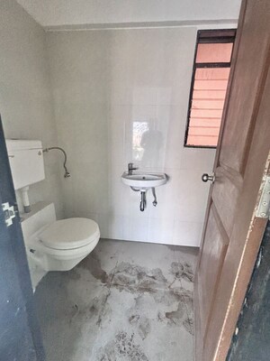 Bathroom in 2.5 BHK Apartment at Siddharth Nagar CHS Goregaon, Goregaon West – for Rent