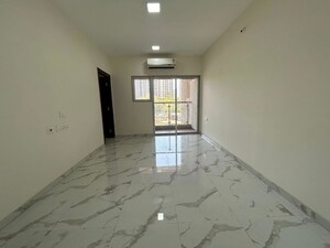 1 BHK Apartment For Sale in Dotom Isle, Malad West
