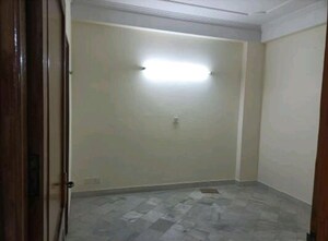 Room in 3 BHK Apartment at DPS Housing Society, Sector 51 – for Rent