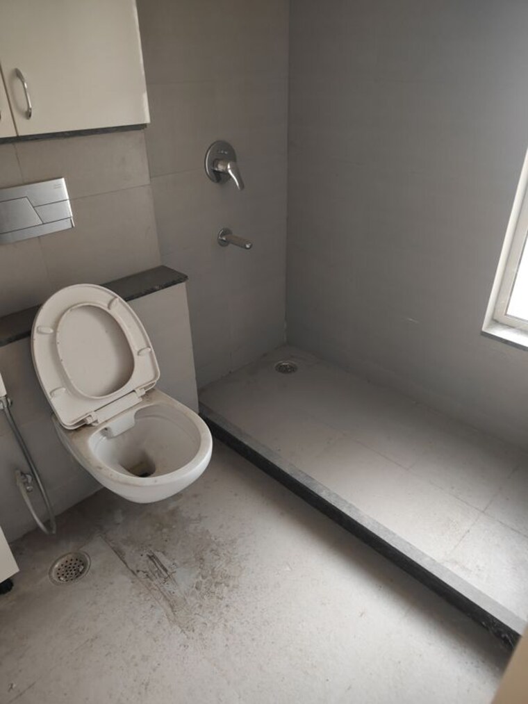 Bathroom, bestech-park-view-altura 4 Bedroom 2675 Sq.Ft. Apartment In Sector 79 Gurgaon 10723050