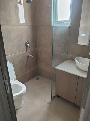 Bathroom in 2.5 BHK Apartment at M3M Antalya Hills, Sector 79 – for Rent