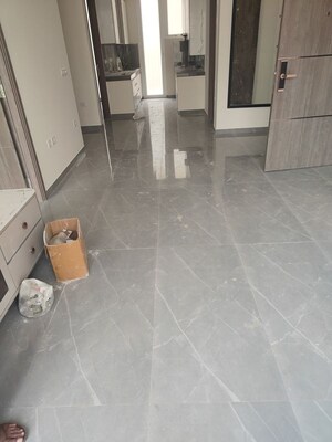 Room in 2.5 BHK Apartment at M3M Antalya Hills, Sector 79 – for Rent