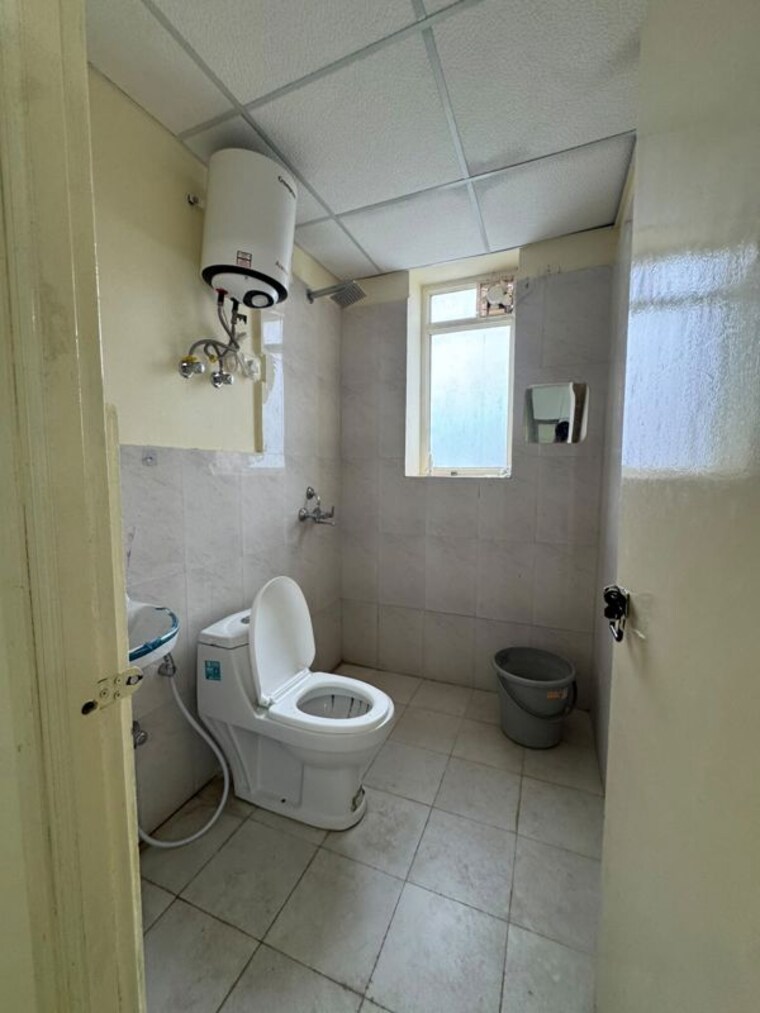Bathroom, pareena-micasa 2 Bedroom 865 Sq.Ft. Apartment In Sector 68 Gurgaon 10723062