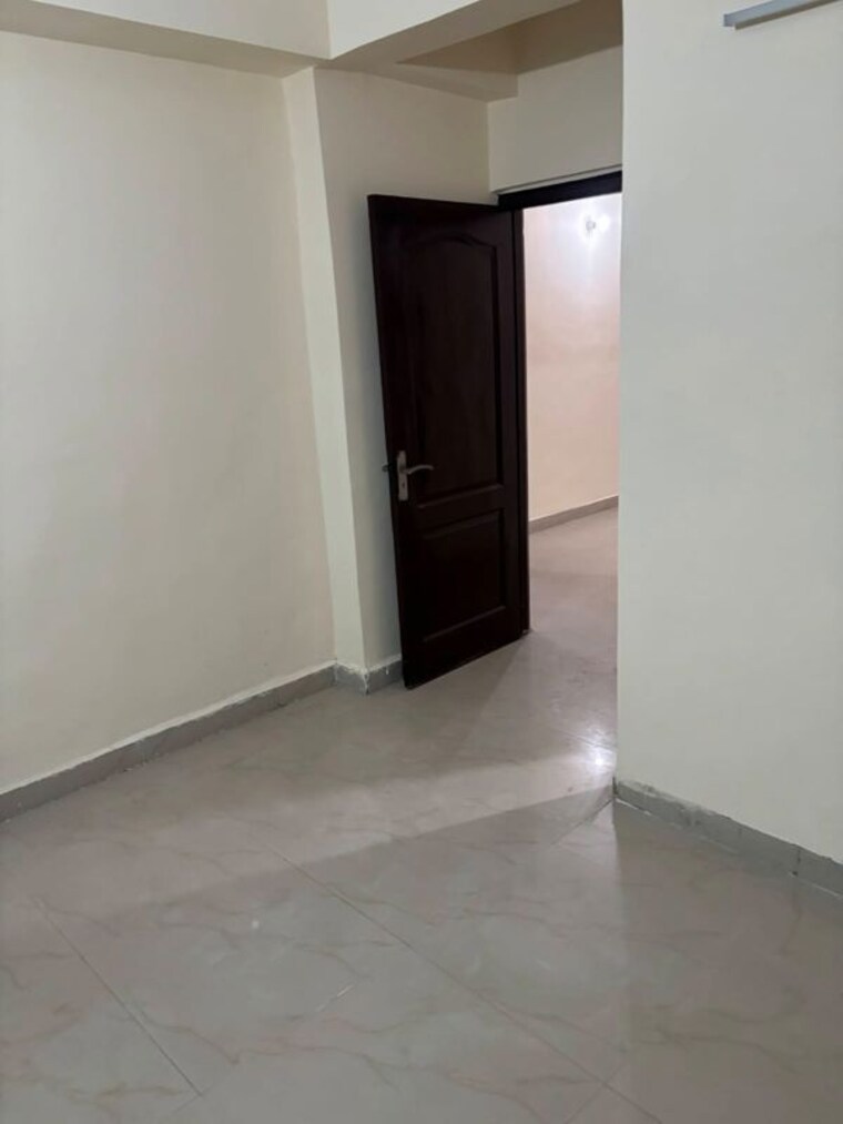Room, sikka-karmic-greens 2.5 Bedroom 1210 Sq.Ft. Apartment In Sector 78 Noida 10723068