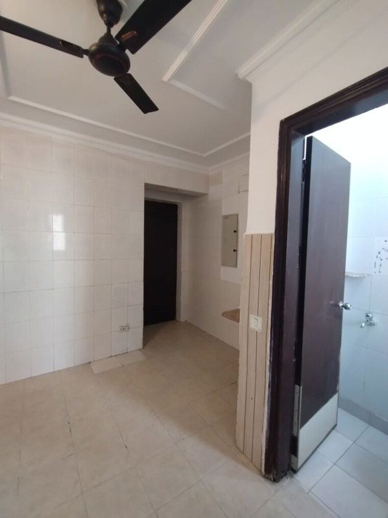 Room, unitech-the-residences-sector-33 3.5 Bedroom 1550 Sq.Ft. Apartment In Sector 33 Gurgaon 10723086