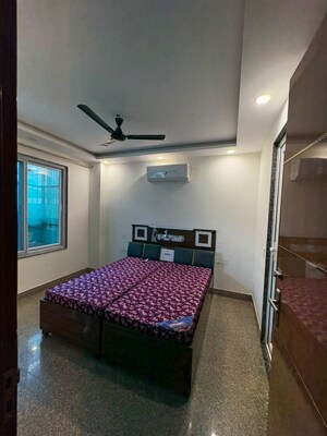 Bedroom in 3 BHK Apartment at Unitech The Residences Sector 33, Sector 33 – for Rent