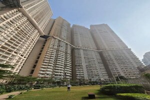 4 BHK Apartment For Sale in Kalpataru Habita, Parel