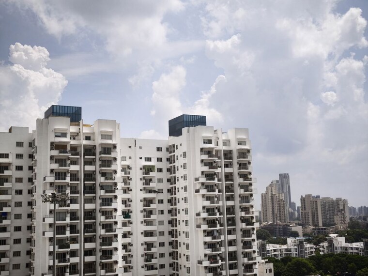 Exterior View, unitech-the-residences-sector-33 3 Bedroom 1545 Sq.Ft. Apartment In Sector 33 Gurgaon 10723093