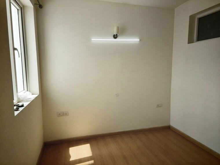 Room, unitech-the-residences-sector-33 2 Bedroom 1125 Sq.Ft. Apartment In Sector 33 Gurgaon 10723098