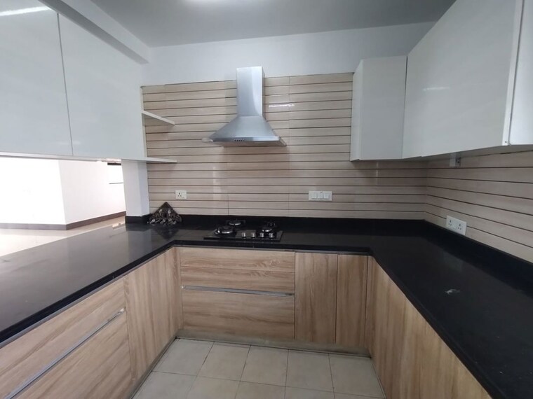 Kitchen, unitech-the-residences-sector-33 4 Bedroom 1870 Sq.Ft. Apartment In Sector 33 Gurgaon 10723106