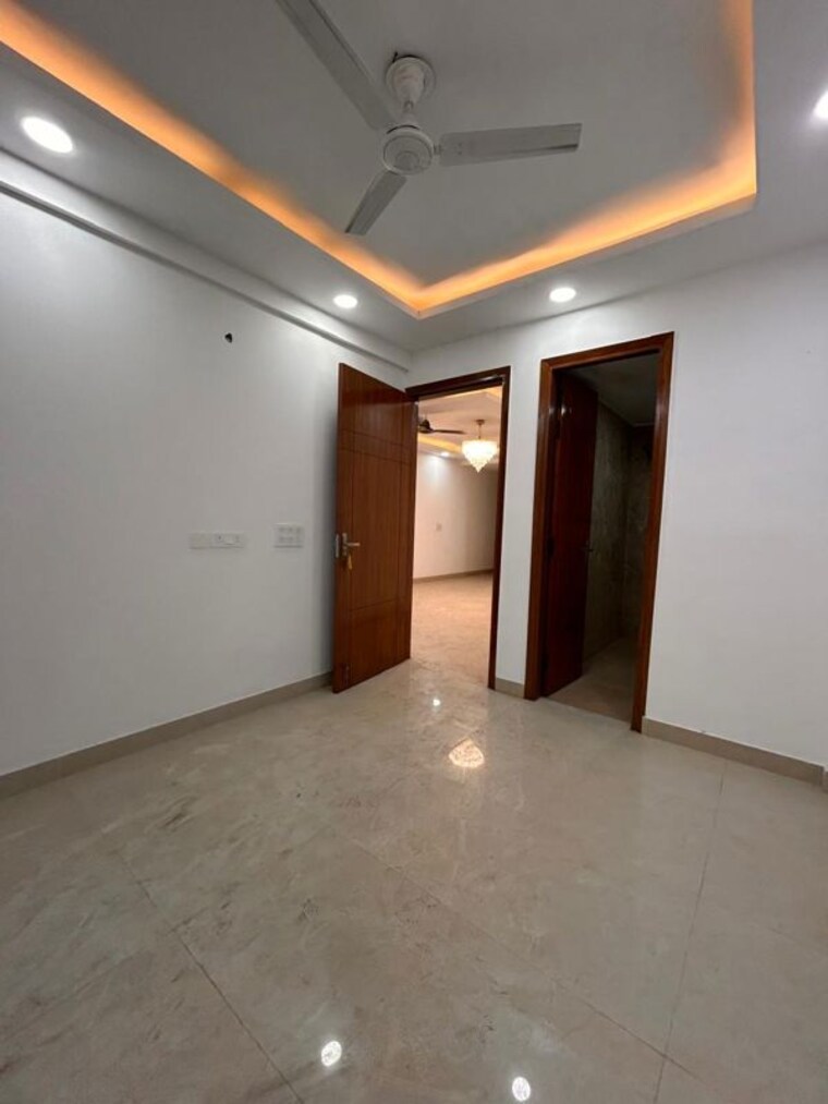 Room, chattarpur 3 Bedroom 1250 Sq.Ft. Apartment In Chattarpur Delhi 10723107