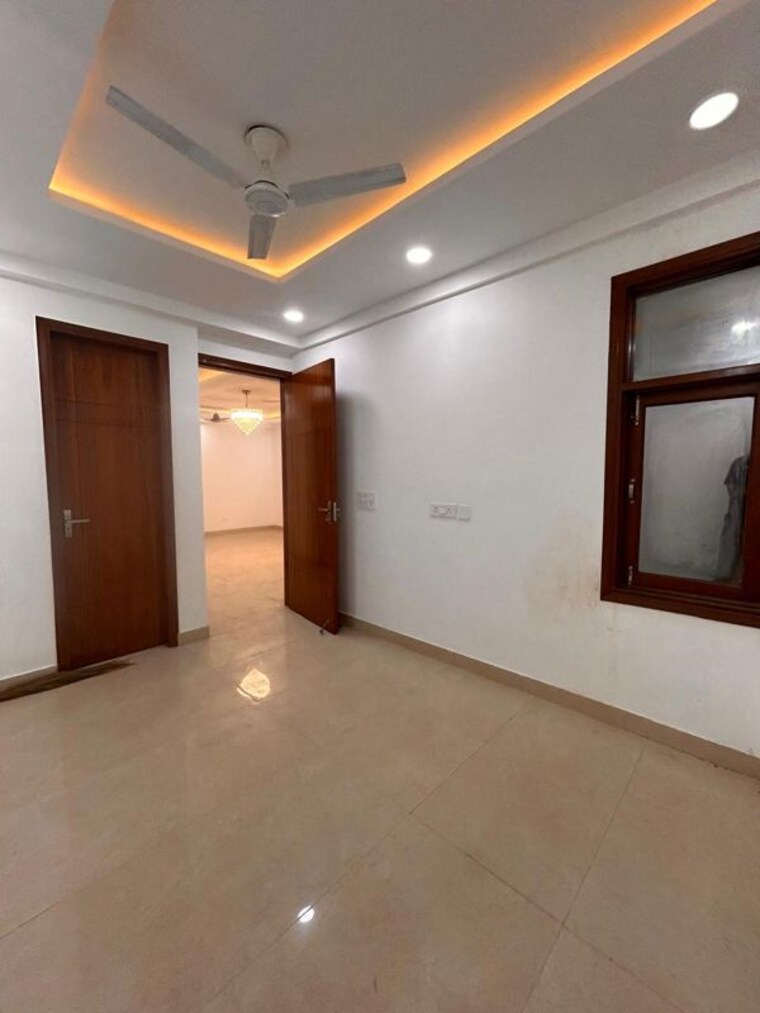 Room, chattarpur 3 Bedroom 1250 Sq.Ft. Apartment In Chattarpur Delhi 10723107