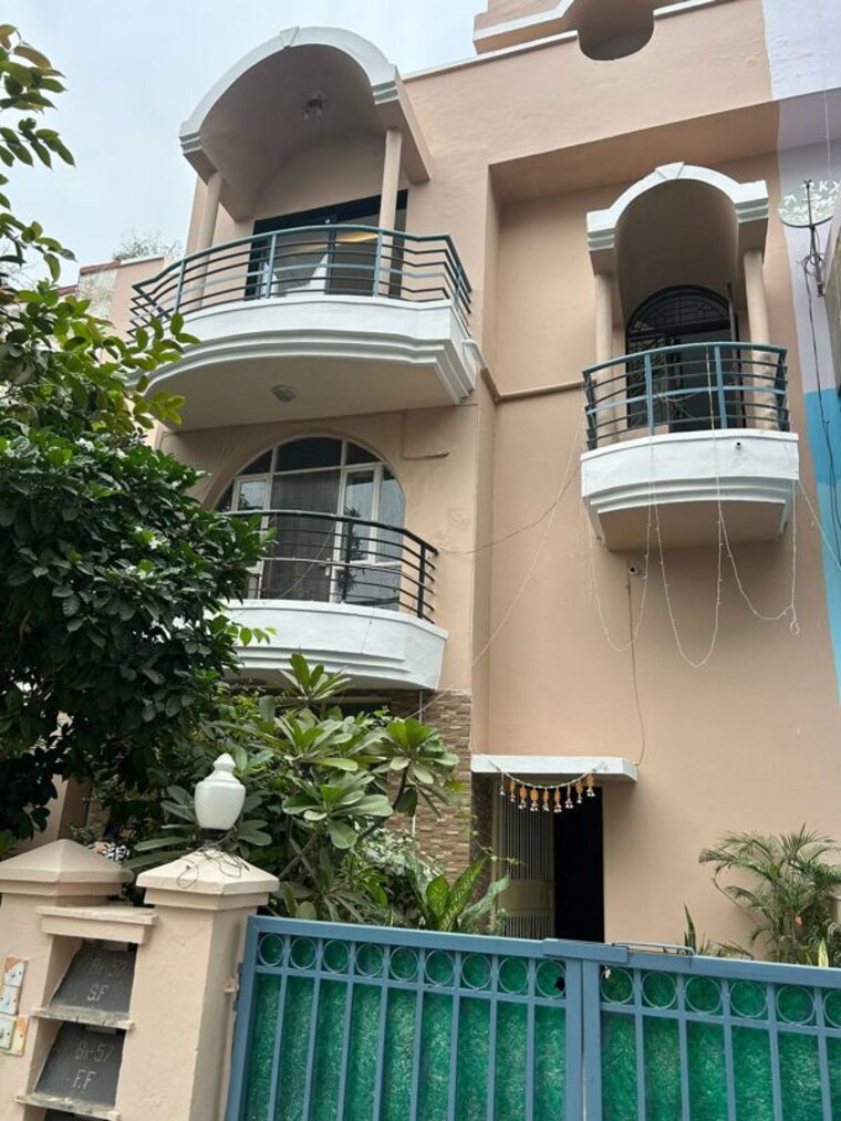 Exterior View, sushant-lok-3 3 Bedroom 240 Sq.Ft. Builder Floor In Sector 57 Gurgaon 10723117
