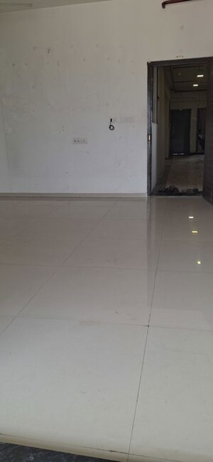 Room in 2 BHK Apartment at Bhairaav Goldcrest Residency, Ghansoli – for Rent
