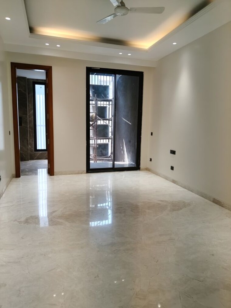 Room, defence colony 4 Bedroom 2199 Sq.Ft. Builder Floor In Defence Colony Delhi 10723209
