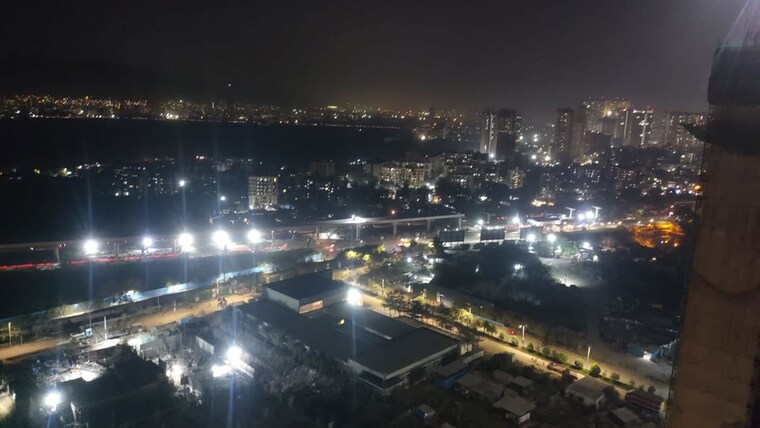 Swimming Pool, dosti-west-county 2 Bedroom 850 Sq.Ft. Apartment In Balkum Pada Thane 10723226