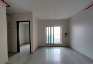 Room in 2 BHK Apartment at Dosti West County, Balkum Pada – for Rent