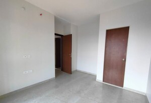 Room in 2 BHK Apartment at Dosti West County, Balkum Pada – for Rent