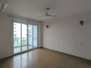 3 BHK Builder Floor For Rent in Sector 22