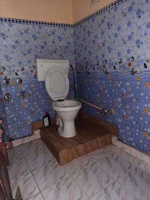 Bathroom in 1 BHK Independent House at Sarita Vihar – for Rent