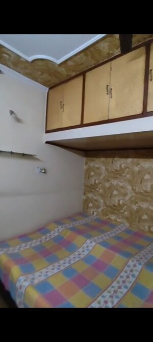 Furnished Amenities in 2 BHK Builder Floor at Moti Nagar – for Rent