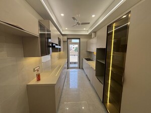 Building Lobby in 3 BHK Builder Floor at Sector 22 – for Rent